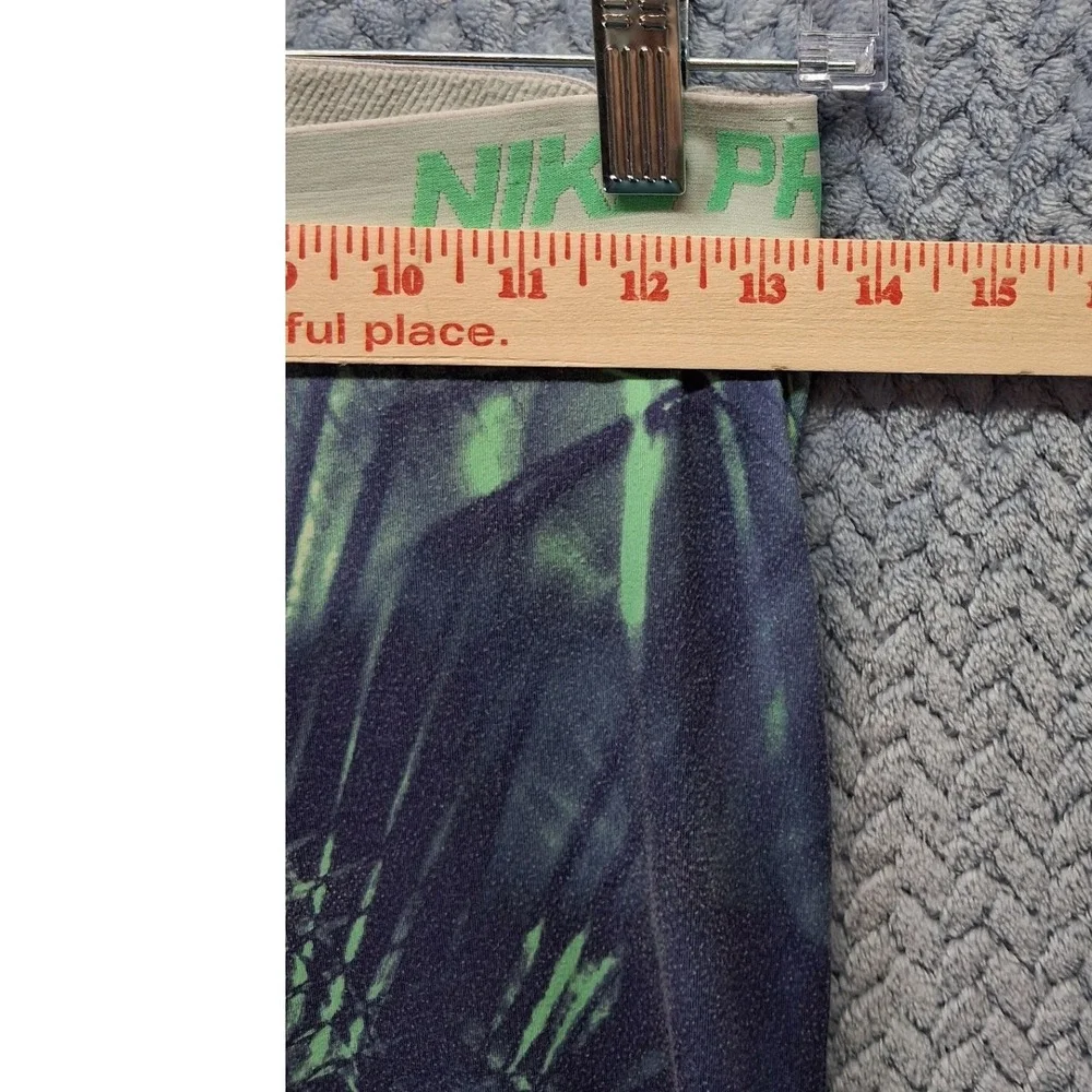 Nike Pro Dri-FIT Leggings Womens Medium Purple Green Palm Print 835620 Yoga Gym